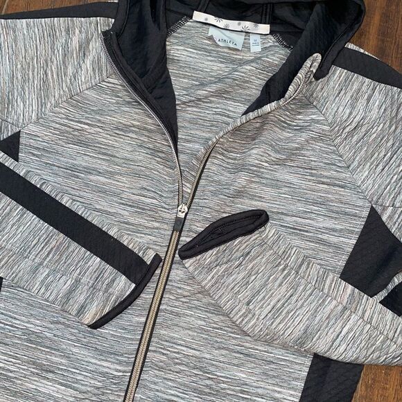 Athleta Snowscape Grey Hooded Zip Running Jacket size medium - Picture 7 of 7